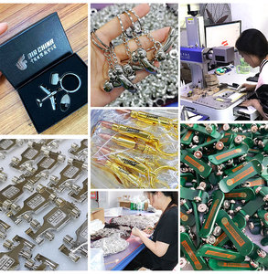 キーホルダーおもちゃゴールドカーホイールキーホルダーターボキーリングミニメタルBBSカーホイールハブリムキーリング3Dブラックメタルホイールキーチェーン - Product Image 6