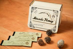 סיטונאי לוגו מותאם אישית תיבת עץ נמר הדפס נס דבש תוספת האנרגיה של גברים - Product Image 5