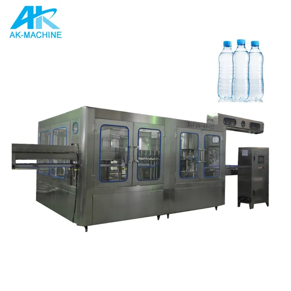 शीतल पेय विनिर्माण मशीनरी कार्बोनेटेड पानी बॉटलिंग संयंत्र DGF 14-12-5 कार्बोनेटेड पेय भरने की मशीन