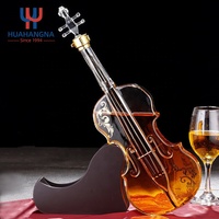 Carafe en verre borosilicaté transparent sans plomb de 1000ml en forme de violon avec base en acajou pour vin de whisky ou vodka