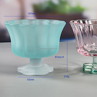 Tazas de postre de vidrio de tulipán esmerilado sin plomo, cuenco para servir sundae pequeño y bonito con pies, vasos de cóctel para fiesta de helado de fruta