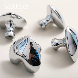 Santaya Solid Chrome-plated Silver Brass Handles Heart-shaped for Kitchen Cabinets Bedroom Wardrobe Drawer <strong>Knobs</strong> - Product Image 4