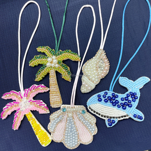 Appliques à coudre faites à la main, nouvelles, en forme de <span class=keywords><strong>baleine</strong></span> et de dauphin, en PVC 3D, pour sac, cordon, sequins en cristal, feutre, corde à suspendre pour chapeau, décoration intérieure - Product Image 1