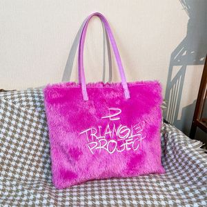 <b>Large</b> <b>Plush</b> Women Shoulder Bag Soft Fluffy Faux Fur Tote Bags Custom Logo Winter Bags - Product Image 3