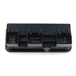 สวิตช์กระจกไฟฟ้าแลนด์โรเวอร์ YUD501570PVJ สวิตช์ไฟฟ้าอัตโนมัติสำหรับเปลี่ยนซ่อม - Product Image 3