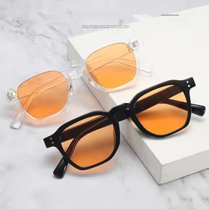 Une variété de lunettes de soleil polarisées élégantes et abordables, de différentes couleurs, luxueuses et rétro, lunettes de soleil de haute qualité. - Product Image 3