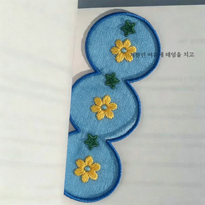 Marcadores de página de malla hueca cosidos al por mayor, varios estilos de recortes, paquete a granel en caja de papel para paquetes de papelería escolar - Product Image 3