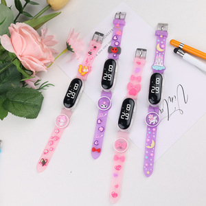 Montres numériques LED sportives étanches pour enfants, personnalisables, avec lumière clignotante, couleur bonbon, pas chères, adorables, vente en gros, 2026 - Product Image 1