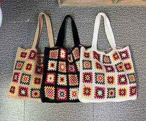Sac à provisions carré en <span class=keywords><strong>crochet</strong></span> de grand-mère colorée de style bohème personnalisée en usine sac à bandoulière de plage en fleur tricoté à la main pour l'été - Product Image 6