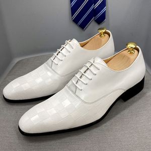 Chaussures Oxford de luxe italiennes pour hommes, en cuir véritable, à lacets, motif écossais, blanches, pour mariage et costume - Product Image 3