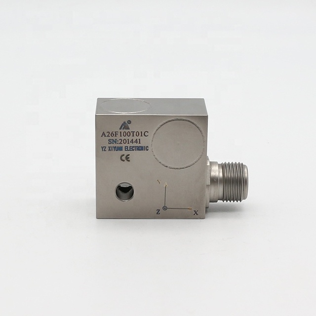 IEPE Industrial Triaxial Vibration 100mV/g Sensitivity Waterproof Dustproof Oil Stain Resistant Anti-Interference Accelerometer