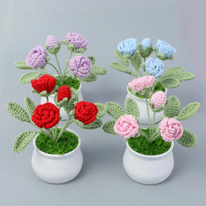 Decoración de mesa de rosas de tres flores tejidas a mano cumpleaños aniversario regalo de San Valentín Uionen 1486 - Product Image 1