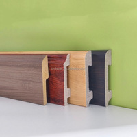 Plinthe en PS imperméable à grain de bois de 3 pouces, design traditionnel, moulure blanche et noire pour sols d'hôtel