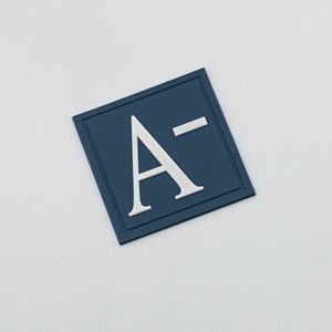 Tùy chỉnh mềm <span class=keywords><strong>PVC</strong></span> vá thiết kế 3D hình tròn cao su mềm <span class=keywords><strong>PVC</strong></span> các bản vá lỗi cho trẻ em dành cho người lớn mũ - Product Image 3