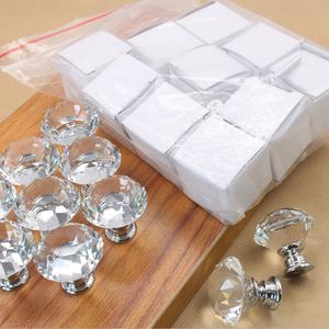 Boutons diamantés décoratifs en <span class=keywords><strong>verre</strong></span> transparent au design minimaliste pour commodes et tiroirs - Product Image 3