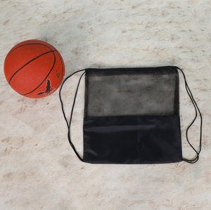 Venta al por mayor bolsa de malla bolsa de almacenamiento con cordón para deportes profesional ajustable duradero y cómodo - Product Image 3