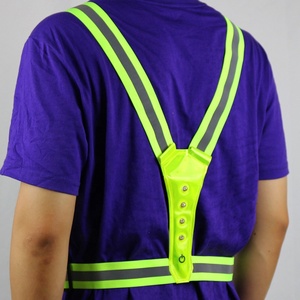 <span class=keywords><strong>Gilet</strong></span> réfléchissant LED personnalisé en gros avec batterie / rechargeable pour la course et le cyclisme - Product Image 4