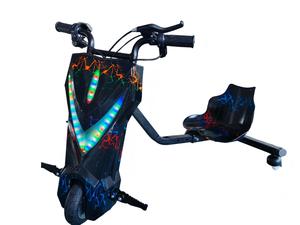 Scooter Eléctrico de 3 Ruedas para Niños, <span class=keywords><strong>Precio</strong></span> de Fábrica en Hebei, 6.5 Pulgadas, Motor sin Escobillas de 350W, Plegable, Diseño Ligero - Product Image 3
