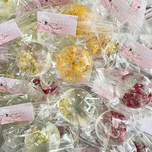 Balle anti-stress classique parfumée Osmanthus Jasmin Rose, faite à la main, unisexe, design rond en plastique, jouet à presser pour la décoration de bureau - Product Image 2