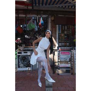 Robe Courte Blanche de Haute Qualité pour Femme, Coupe Évasée Élégante, Idéale pour le Bureau et les Journées Décontractées, Tailles XS-XL, en Spandex, pour Printemps-Automne - Product Image 3