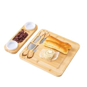Tabla de Quesos de Bambú con Cuchillos y Tenedores 36x21cm para Servir Pan y Frutas - Product Image 5