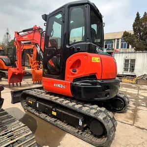 Excavatrice sur chenilles d'occasion 6 tonnes KX163-5 avec chenilles en caoutchouc, modèle 2021-2023, moteur, godet de 0,2 m³, 1000 heures d'utilisation, boîte de vitesses. - Product Image 2