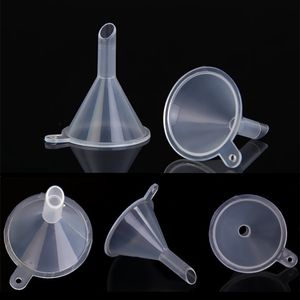 Funil Triangular Transparente de Plástico de 3cm-15cm para Separação de Óleo - Product Image 6