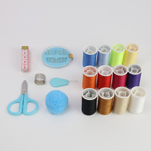 Boîte à couture portable en métal, kit complet d'outils de réparation à domicile avec fils, aiguilles et ciseaux, étui de réparation miniature multifonctionnel - Product Image 6