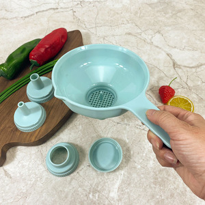 Entonnoir en plastique multifonctionnel pour cuisines, entonnoir de grand diamètre pour vinaigrette, confiture, huile et vin - Product Image 1
