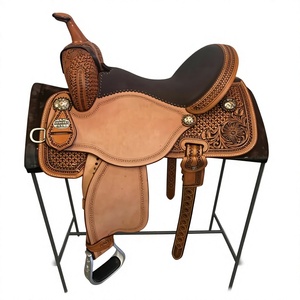 Silla de montar inglesa de cuero genuino BS International, fabricada a medida, con estructura de madera, brida para caballo, de primera calidad, sostenible y transpirable. - Product Image 3