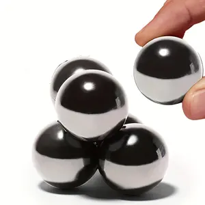 फेराइट चुंबकीय गेंदें 33 मिमी डीकंप्रेसन चुंबकीय सामग्री खिलौना बच्चों के लिए शोर काले रंग का चुंबक
