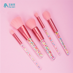 Set di Pennelli per Trucco Rosa Acceso all'Ingrosso, Set Regalo per Ragazze, Pennelli per Trucco Carini con Decorazioni a Zucchero - Product Image 6