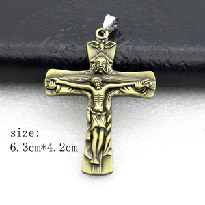 จี้กางเขนศาสนาคริสต์แบบสร้างสรรค์ พร้อมพวงกุญแจโลหะแบบคาราไบเนอร์ ของขวัญงานฝีมือคริสเตียน ตกแต่งกระเป๋าเป้สะพายหลัง โลหะผสม 3 มิติ แฟชั่นทันสมัย - Product Image 2
