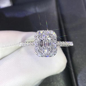 Anillo de Diamantes T0862, Corte Esmeralda, Diamante Natural, Anillo de Compromiso Clásico, Joyería para Mujer - Product Image 5