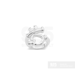 Llavero con Forma de Corazón de Acabado Pulido de Primera Calidad que Crea una Estética Divertida y Distintiva - Product Image 2