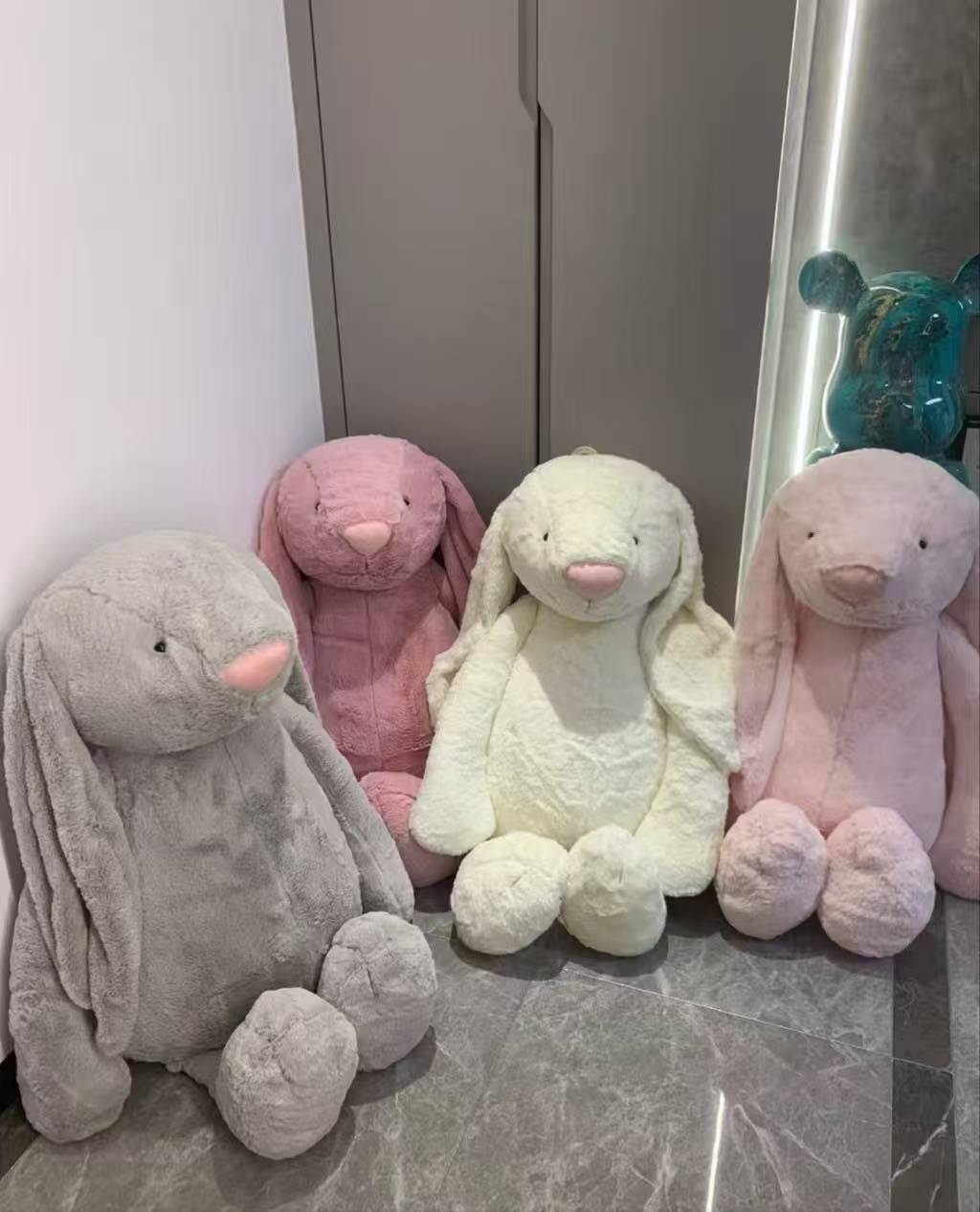 Lapin de 108 cm