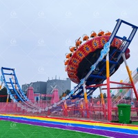 Giostra Volante Pieghevole a Forma di Disco UFO con Struttura in Fibra di Vetro e Acciaio per Parchi Divertimento e Luna Park