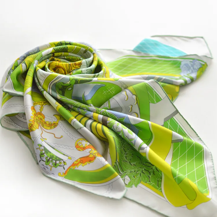 Benutzer definierte 90*90cm Two Sides Printing Kopftuch Eco Printed Silk Scarves Großhandel