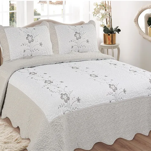 Embroidery Bedspread Set Quilting Microfiber Bedding Bed Quilt Queen Size for Bedroom