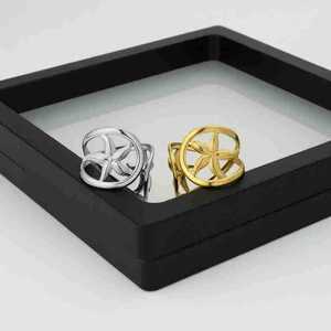 Innovative Unique Niche Design Starfish Ring Light Luxury Exquisite Unisex's Stainless Steel Rings Trendy Jewelry for Daily Wear - Product Image 4