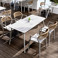 Ensemble table et chaises en bambou pour extérieur, mobilier de café, patio, bistrot, pour cour, terrasse, espaces de sièges sur le toit