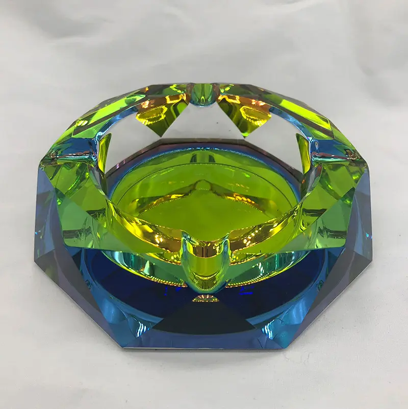Sigarette Sigari Octagon Grande Arcobaleno di Vetro Tasca Rivestimento di Cristallo Posacenere