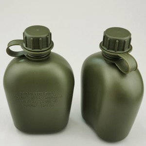 Botella de Agua de Plástico de 1L para Camping y Actividades al Aire Libre, Hervidor de Viaje, Libre de BPA - Product Image 4