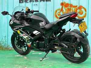 <span class=keywords><strong>Moto</strong></span> sportive Kawasaki 250cc Ninja d'<span class=keywords><strong>occasion</strong></span>, bicylindre, refroidie par air, <span class=keywords><strong>moto</strong></span> double cylindre - Product Image 3