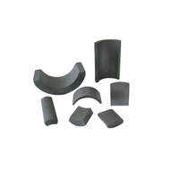 Prix compétitif Tuiles de ferrite Mise à niveau de l'arc Aimant de rotor en ferrite Y30 Y30BH Y35 Y40 aimant de moteur de subwoofer en céramique