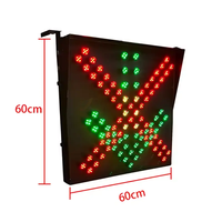 Feu de signalisation routière LED à haute luminosité 600 mm, croix rouge et flèche verte, pour la sécurité routière et le contrôle des voies, vente en gros