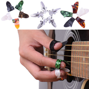 Juego de 15 Púas de Guitarra de Acero Inoxidable para Dedo Índice y Púas de Celuloide para Pulgar, Duraderas, en Empaque OPP, de China - Product Image 3
