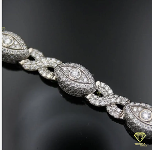 Pulsera de Diamantes de Laboratorio de Lujo con Diseño de Pavé Completamente Cubierto de Piedras y Elegante Acabado en Oro Blanco - Product Image 4