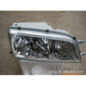 Faros Delanteros para Auto SsangYong YJ-117, Pantalla de Vidrio, Halógenos/Xenón, Repuesto Nuevo para Autos SsangYong Europeos - Product Image 2