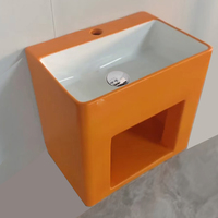 Lavabo mural en céramique couleur naturelle, avec support intégré pour shampoing et robinet, pour lavabo de salle de bain